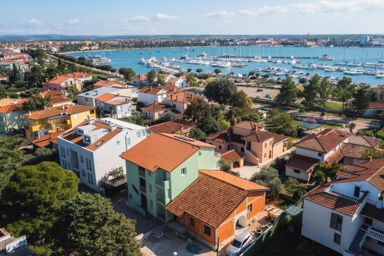 Andrea House With Apartments Umag Exterior photo